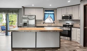 317 Pooshee Plantation Way, Bonneau, SC 29431