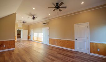 469 Dyal Rd, Baxley, GA 31513