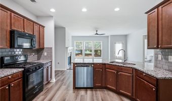 4960 Ducote Trl, Alpharetta, GA 30004