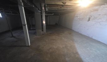 1028 R St, Bedford, IN 47421