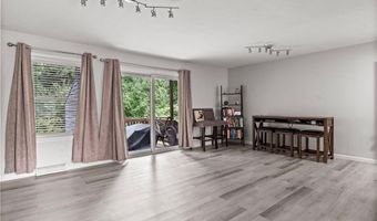 200 Heroux Blvd 203, Cumberland, RI 02864