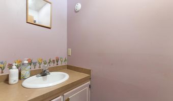 9 Evergreen Ln, Brattleboro, VT 05301
