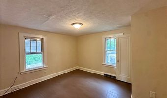 1248 Pondview Ave 2, Akron, OH 44305