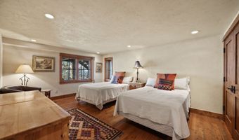 13471 Albright Ln, Bigfork, MT 59911