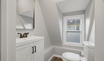 949 E 6th St, Ashtabula, OH 44004