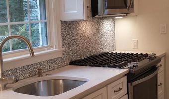 21 KENTBURY Way, Bethesda, MD 20814