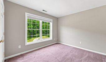63 Meadow Brook Rd, Brookfield, CT 06804