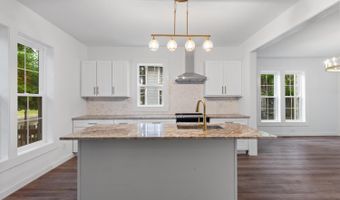 349 S Main St, Adrian, MI 49221