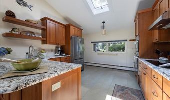 11 Guzeika Rd, North Kingstown, RI 02852