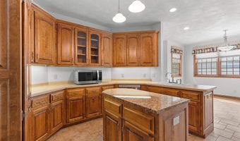 321 E APPLE CREEK Rd, Appleton, WI 54913