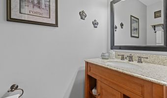 1801 Arbordale Ln, Algonquin, IL 60102