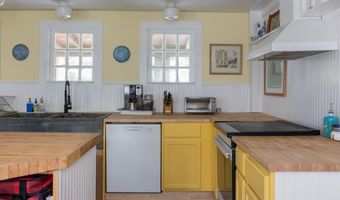 71 Eagle Peak Rd, Brookfield, VT 05060