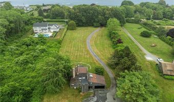 668 Indian Ave, Middletown, RI 02842