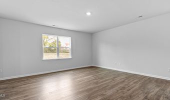 56 Honeydew Dr, Angier, NC 27501