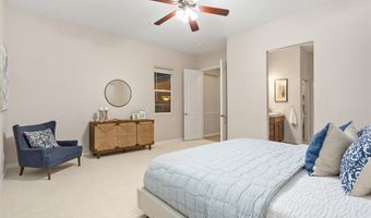 608 Inverlochy Dr, Fallbrook, CA 92028