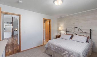 741 Morrison Ave S, Annandale, MN 55302