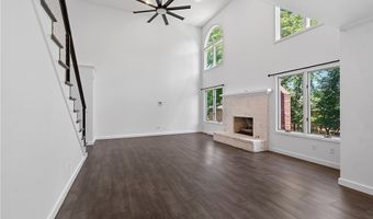 47 Stonehenge Dr, Bentonville, AR 72712