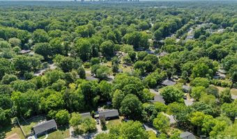 3326 Dunaire Dr, Charlotte, NC 28205
