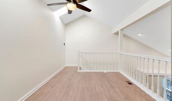 6630 MEDINAH Ln, Alexandria, VA 22312