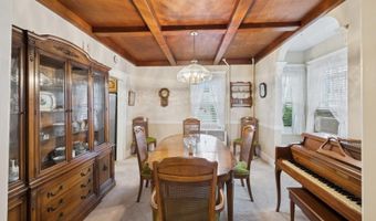 45 Crosby Ave, Albertson, NY 11507
