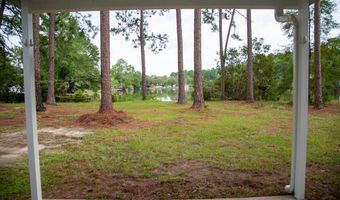 266 Lakeview Dr, Baxley, GA 31513