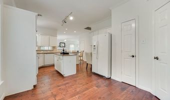 14605 Dove Ct, Addison, TX 75001