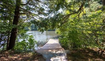 6 Pine Ln, Johnston, RI 02919