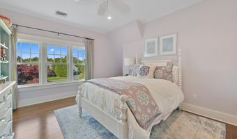 22 Kent Rd, Barnstable, MA 02630