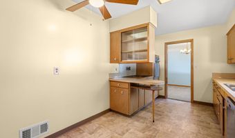 105 21st St NW, Austin, MN 55912