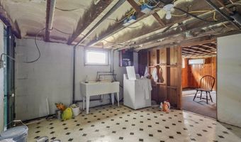 1943 N CLEVELAND St, Arlington, VA 22201