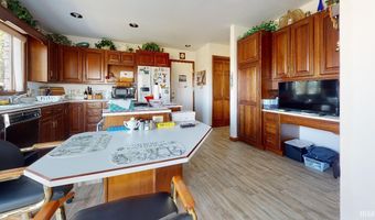 5845 N Golf Course Rd, Bicknell, IN 47512