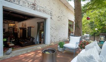 585 White Cir 32, Athens, GA 30605