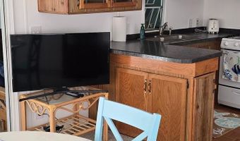 319 DOLPHIN Dr, Berlin, MD 21811
