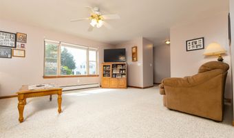71 James St, Charlestown, NH 03603