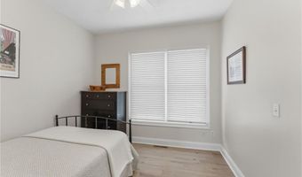 39 Hope Ln, Narragansett, RI 02882