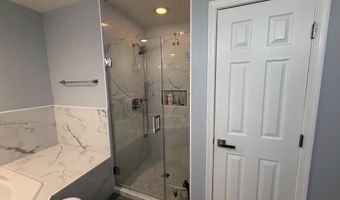 6156 MANCHESTER PARK Cir, Alexandria, VA 22310