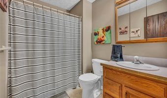 4829 Laubert Rd, Atwater, OH 44201