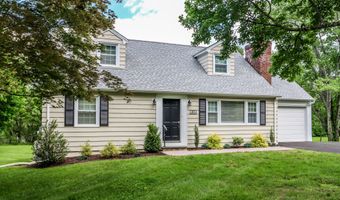 17 Alan Ave, Danbury, CT 06811