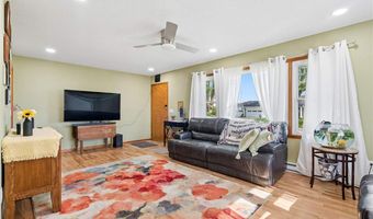 1001 Maquoketa St, Anamosa, IA 52202
