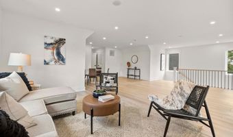 1905 N TAYLOR St, Arlington, VA 22207