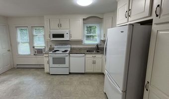 42 Briarwood Dr, Old Saybrook, CT 06475