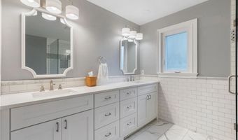 3774 Hunters Chase Ct, Peachtree Corners, GA 30096