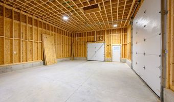 1065 Bedford St, Abington, MA 02351