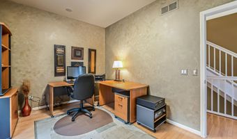 5401 Pinnacle Ct, Ann Arbor, MI 48108