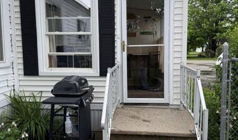 6 G St, Bangor, ME 04401