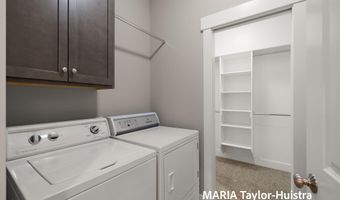 7400 Watermark Dr, Allendale, MI 49401