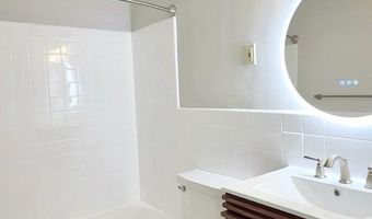 4977 BATTERY Ln 1-311, Bethesda, MD 20814