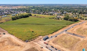 2500 E Chestnut Trl, Brandon, SD 57005