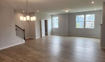 821 York, Acworth, GA 30102