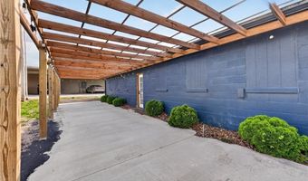 405 N Virginia Ave, Adrian, MO 64720